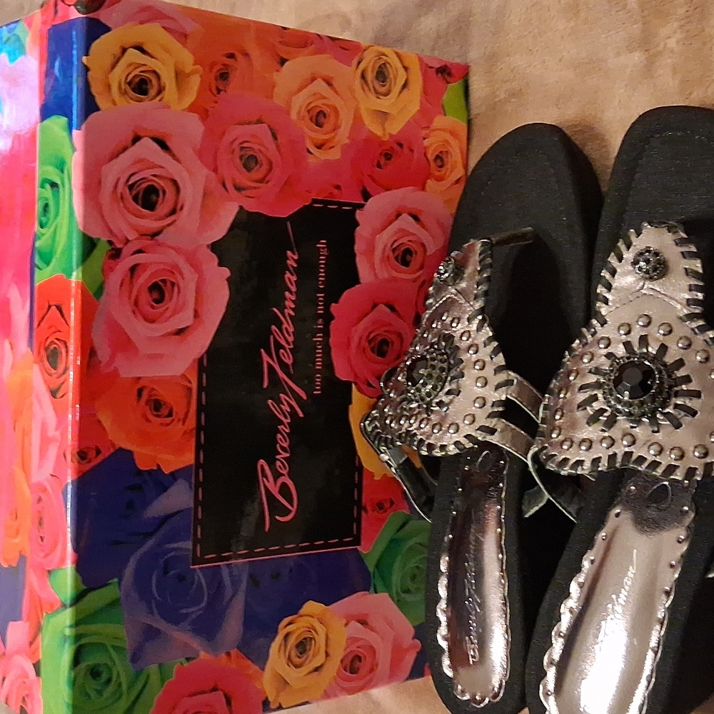 Beverly Feldman Shoes - Picture 4 of 6